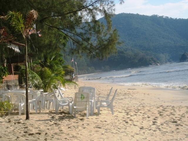 Et Budget Guest House Batu Ferringhi Kültér fotó