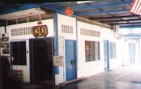 Et Budget Guest House Batu Ferringhi Kültér fotó
